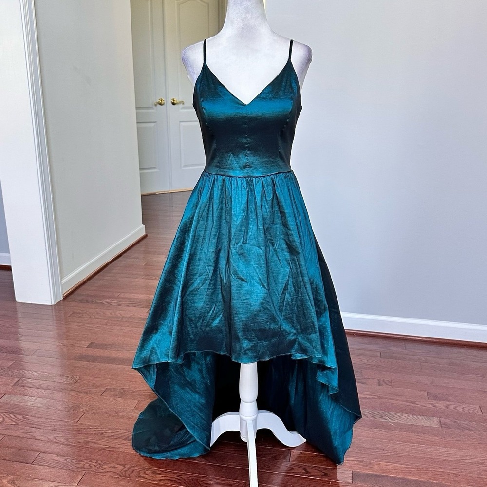B. Darlin Metallic Emerald Green High Low Sexy Plunge Gown Dress Size 13/14